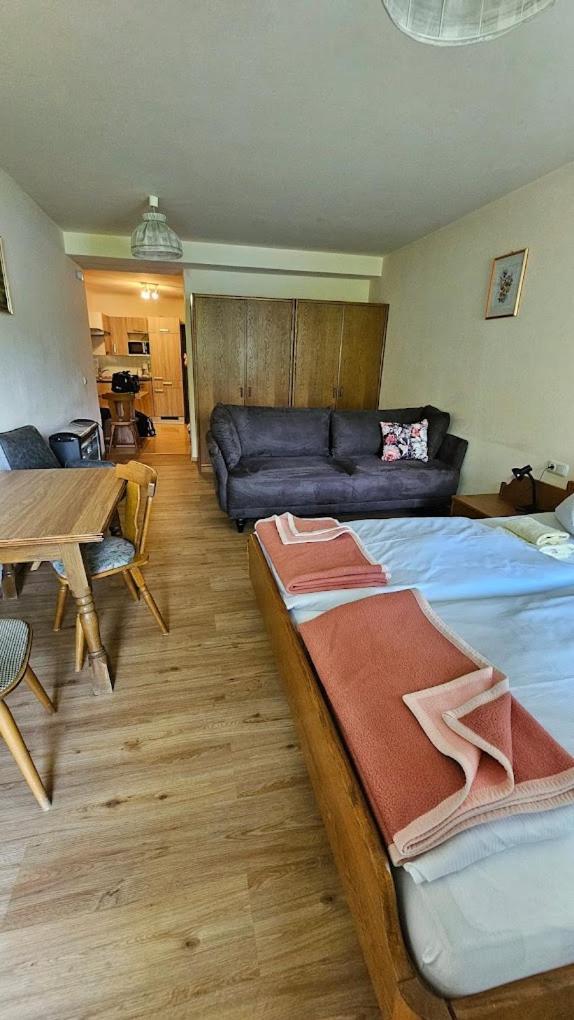 Gasthof Mit Seeterasse & Appartements Zur Landeroith Weyregg Eksteriør billede