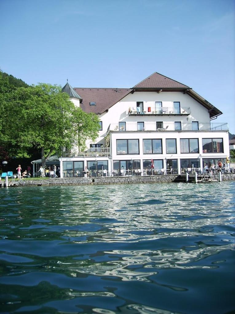 Gasthof Mit Seeterasse & Appartements Zur Landeroith Weyregg Eksteriør billede